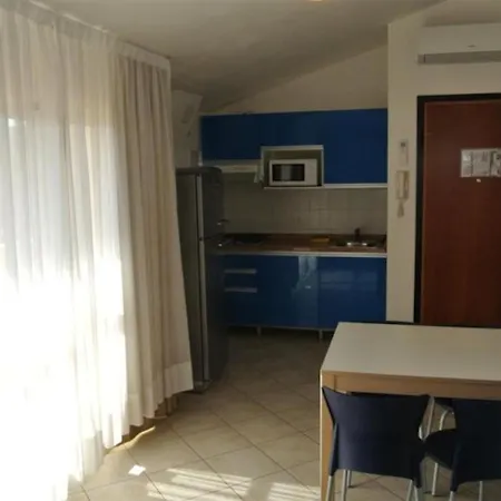Cozy 80m From The Bibione